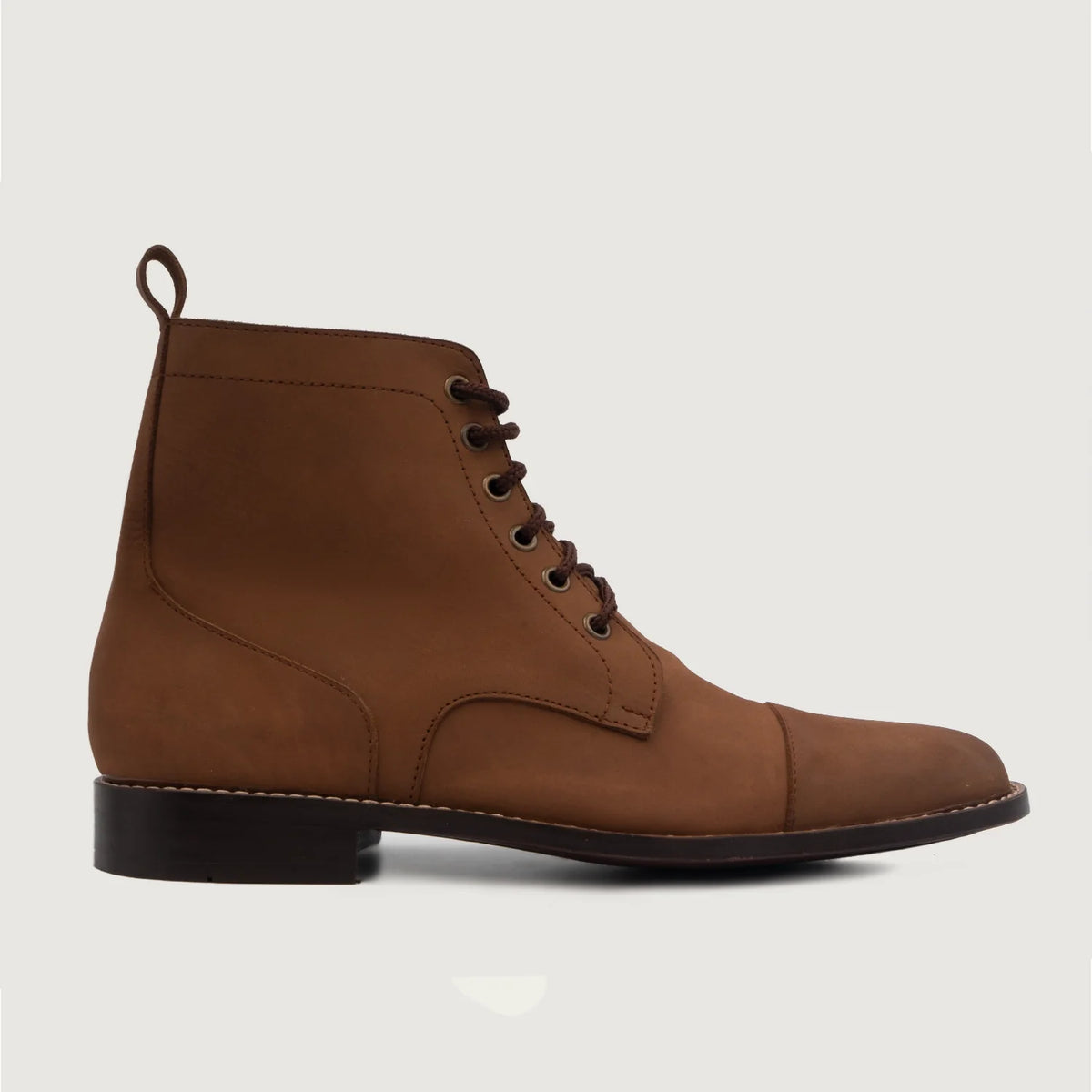 Brown Full-Grain leather Boots - 固特异沿条缝制工艺与鞋头细节