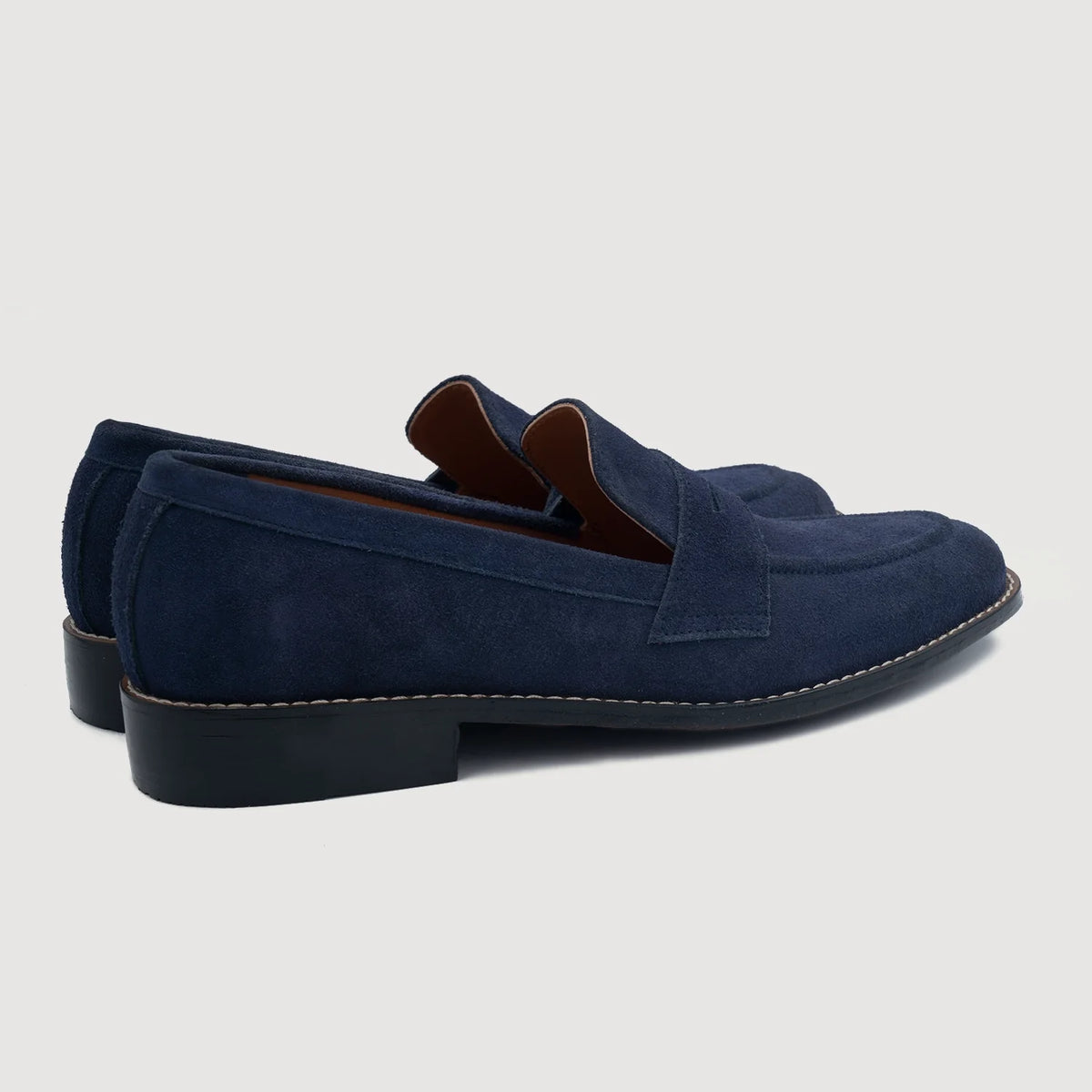 Baxton 深海蓝 Suede 真皮乐福鞋 男士 For Men - 加固鞋跟护壁与高密度双排走线细节