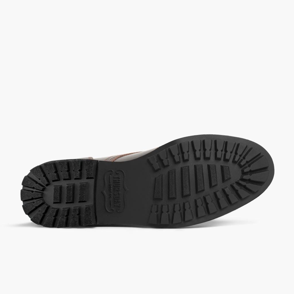 High-Traction Rubber Outsole & Lug Tread Pattern on Vanguard Waxed Cacao 真皮工装靴马丁靴 男士 For Men