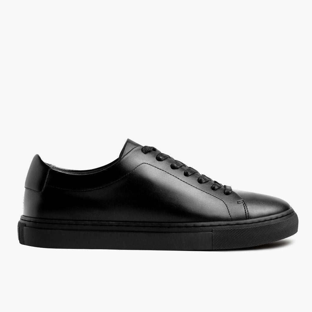 Black Full-Grain leather Sneakers - 固特异沿条缝制工艺与鞋头细节