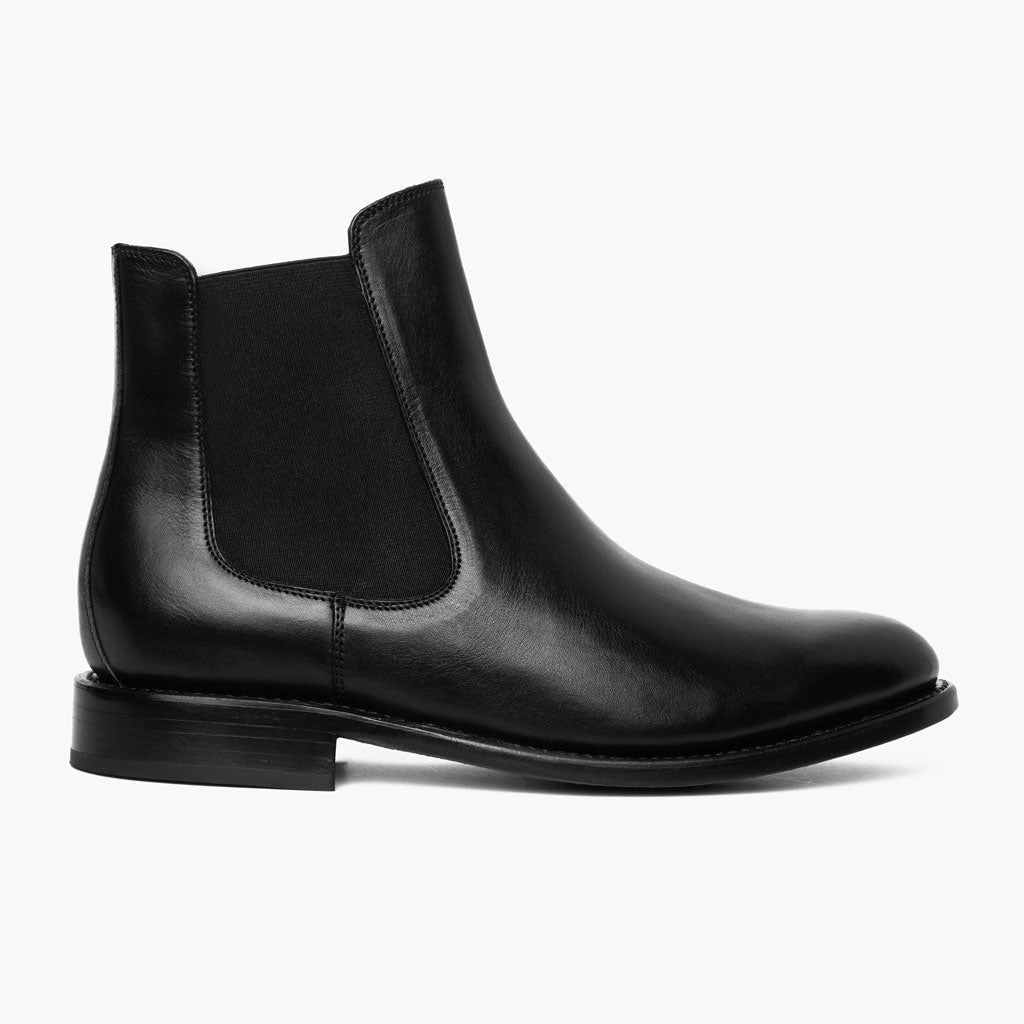 Black Full-Grain leather Boots - 固特异沿条缝制工艺与鞋头细节