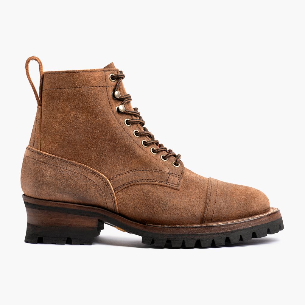Classic Full-Grain leather Boots - 固特异沿条缝制工艺与鞋头细节
