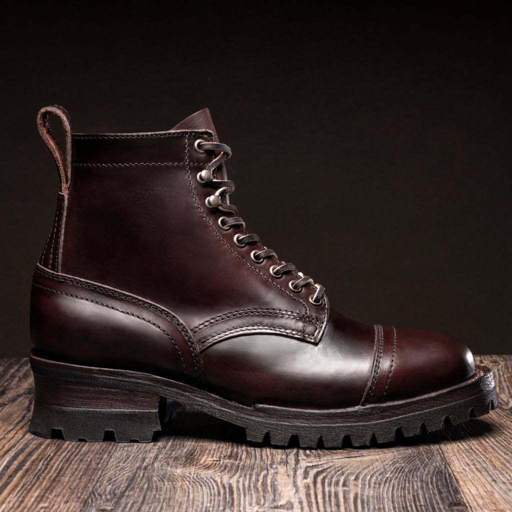 Brown Full-Grain leather Boots - 固特异沿条缝制工艺与鞋头细节