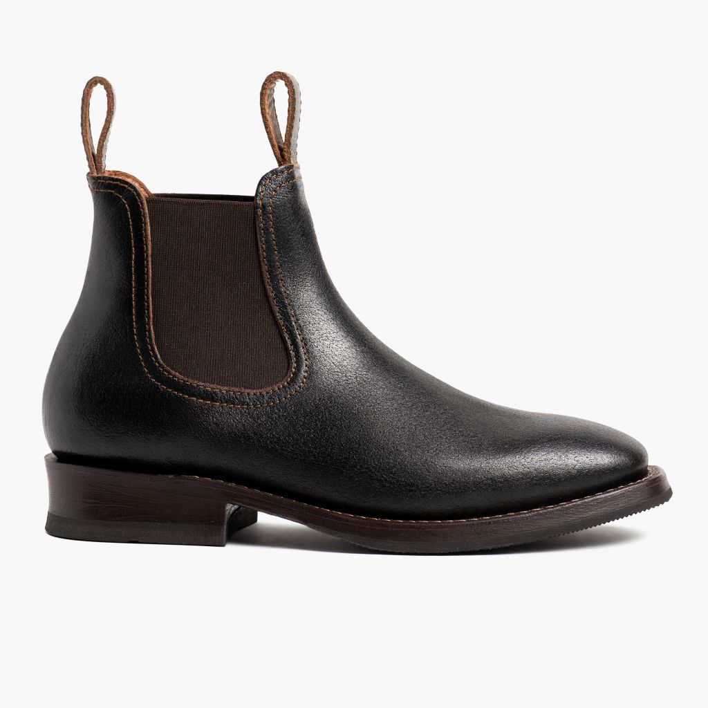 Classic Full-Grain leather Boots - 固特异沿条缝制工艺与鞋头细节
