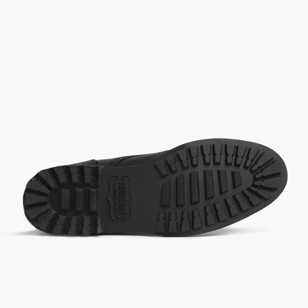 High-Traction Rubber Outsole & Lug Tread Pattern on Logger 经典黑 Matte 真皮工装靴马丁靴 男士