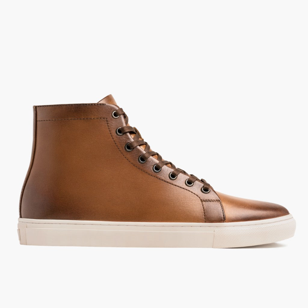 Classic Full-Grain leather Sneakers - 固特异沿条缝制工艺与鞋头细节
