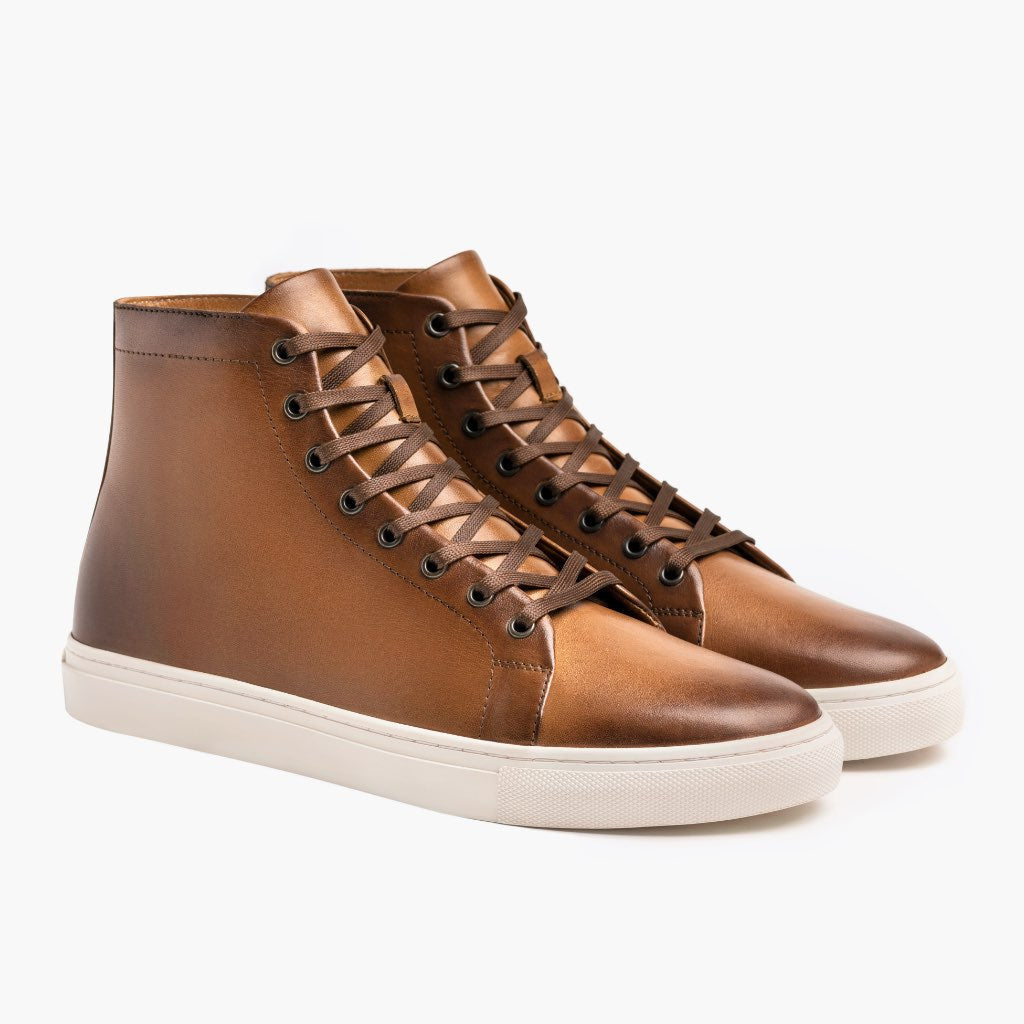 Premier High Top Toffee 真皮休闲板鞋运动鞋 男士 For Men in Classic Full-Grain Leather - 侧面轮廓视角 | 官方商城选购