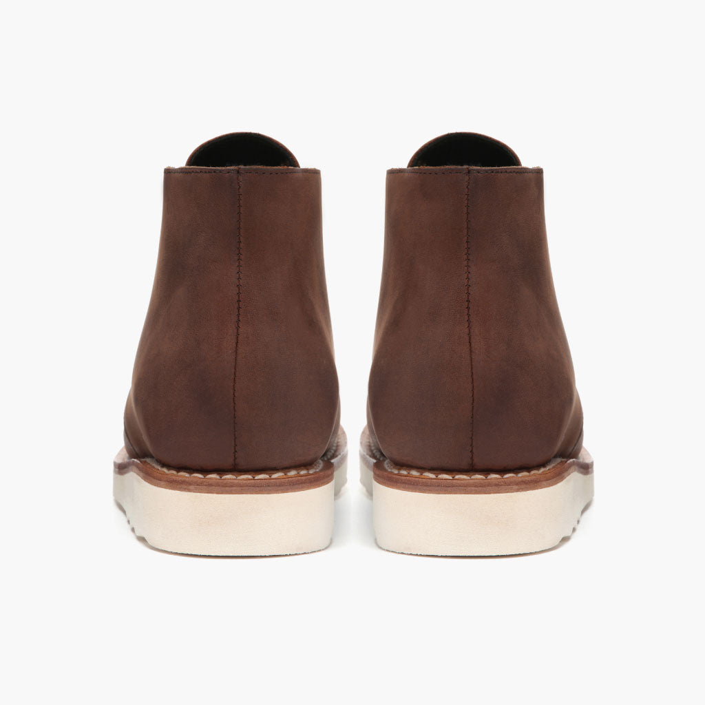 High-Traction Rubber Outsole & Lug Tread Pattern on Scout Arizona Adobe 真皮工装靴马丁靴 男士 For Men