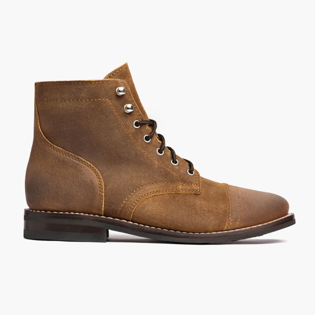 Classic Full-Grain leather Boots - 固特异沿条缝制工艺与鞋头细节