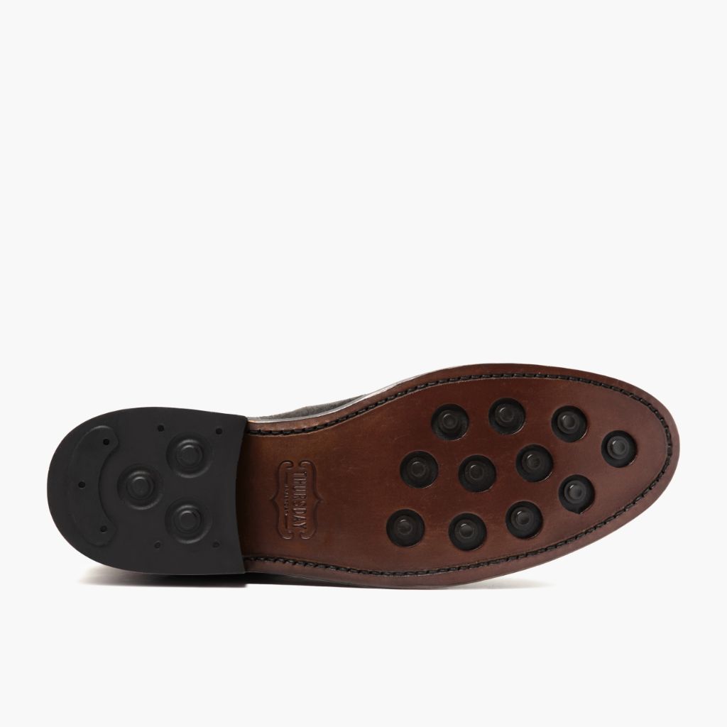 High-Traction Rubber Outsole & Lug Tread Pattern on Cavalier Shadow Grey 真皮工装靴马丁靴 男士
