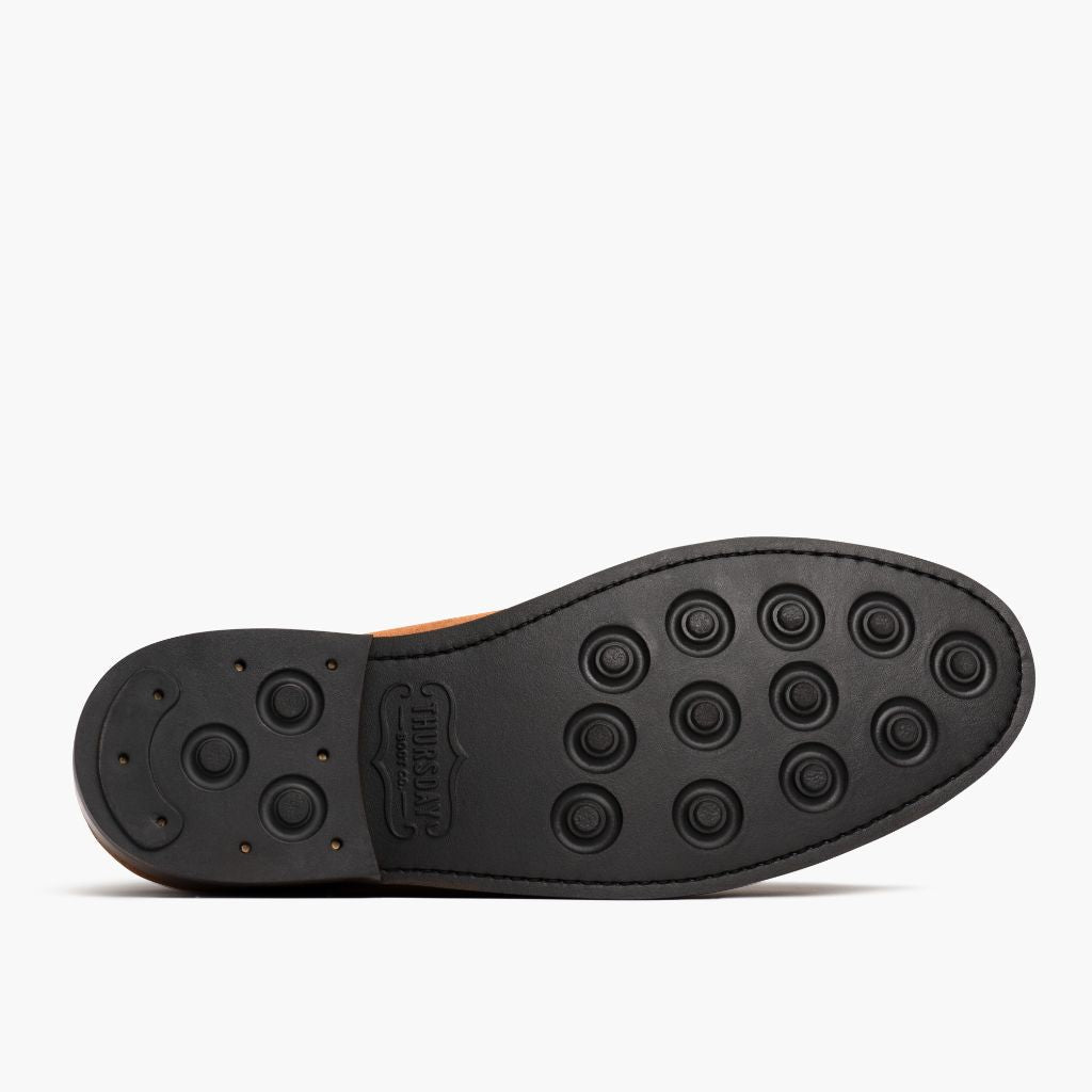 High-Traction Rubber Outsole & Lug Tread Pattern on Duke Honey Suede 真皮工装靴马丁靴 男士