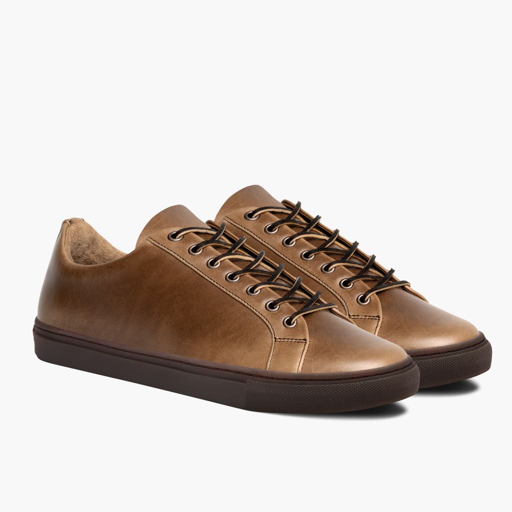 Premier Low Top Natural 真皮休闲板鞋运动鞋 男士 For Men in Classic Full-Grain Leather - 侧面轮廓视角 | 官方商城选购