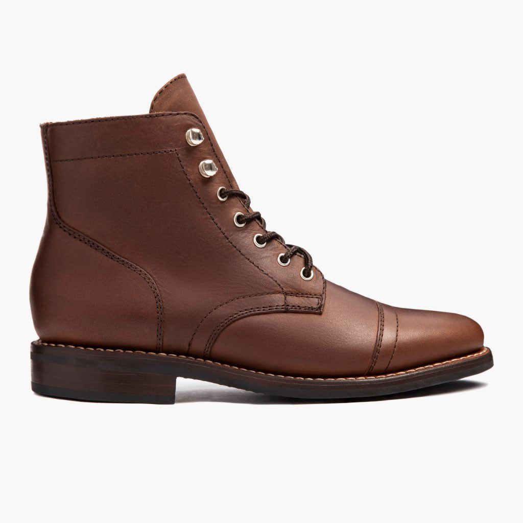 Captain Whiskey 真皮工装靴马丁靴 女士 in Classic Full-Grain Leather - 侧面轮廓视角 | 官方商城选购