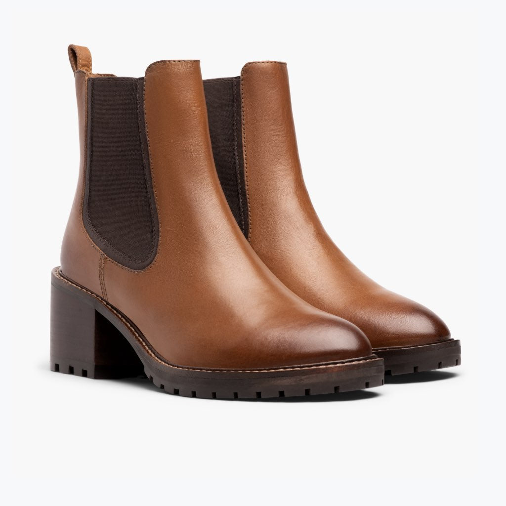 Classic Full-Grain leather Boots - 固特异沿条缝制工艺与鞋头细节