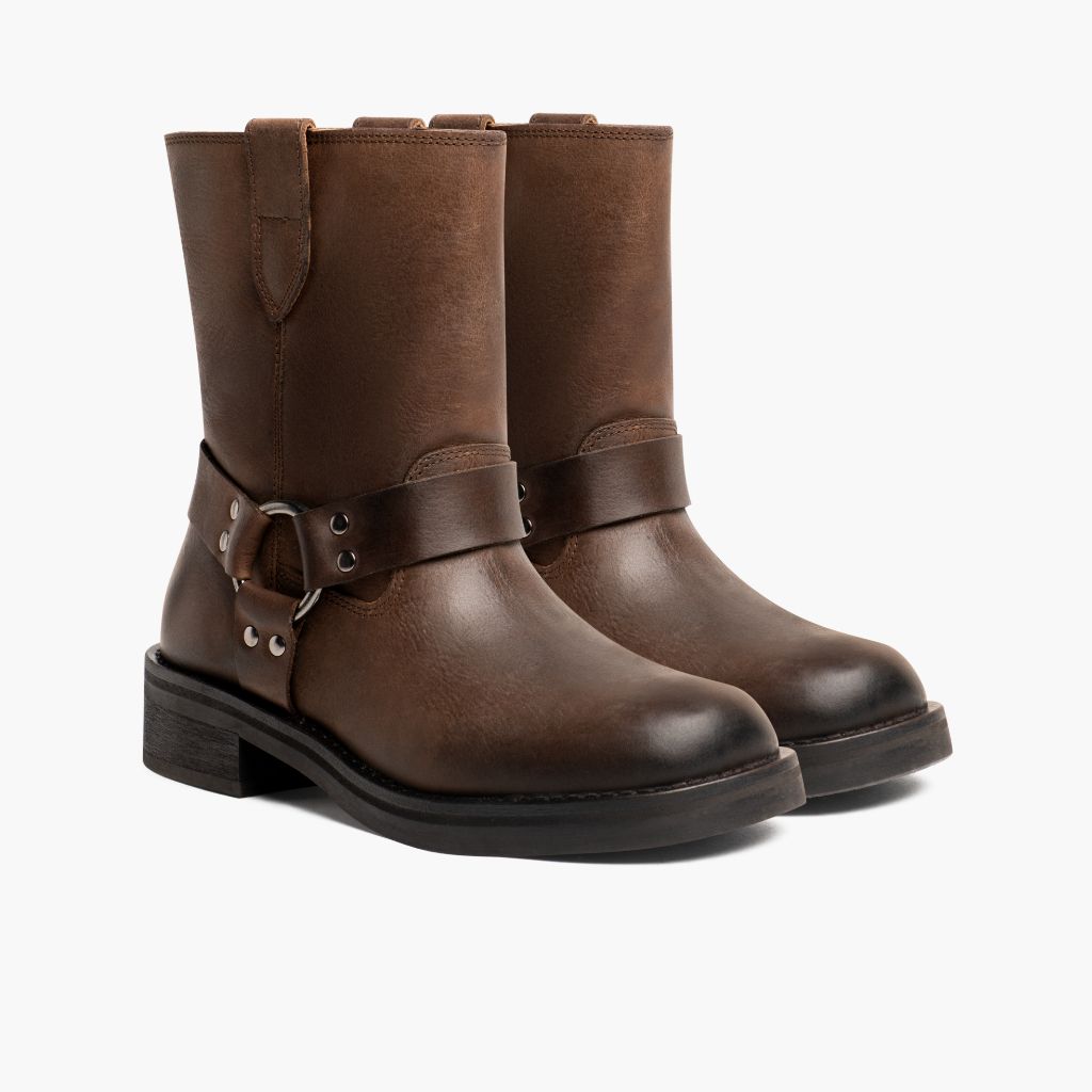 Classic Full-Grain leather Boots - 固特异沿条缝制工艺与鞋头细节