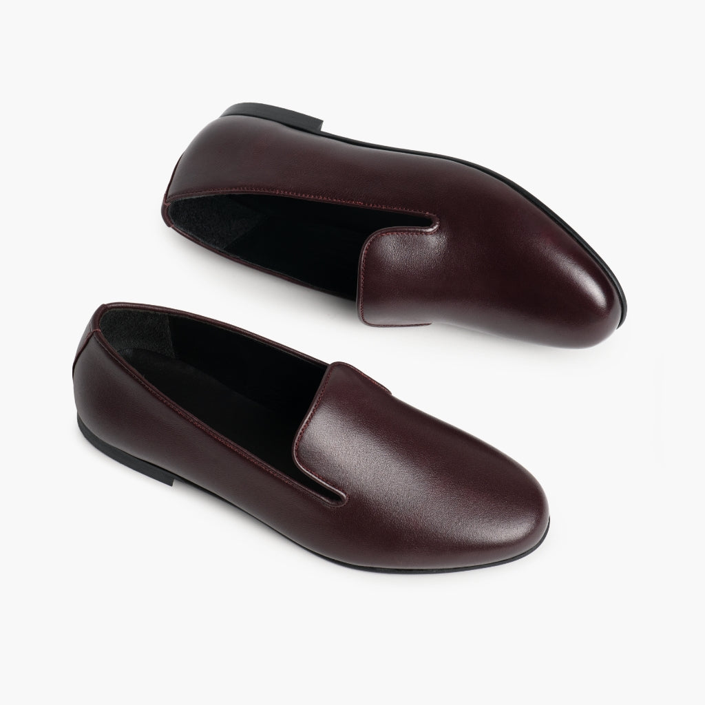 High-Traction Rubber Outsole & Lug Tread Pattern on Eden 酒红色 真皮工装靴马丁靴 女士