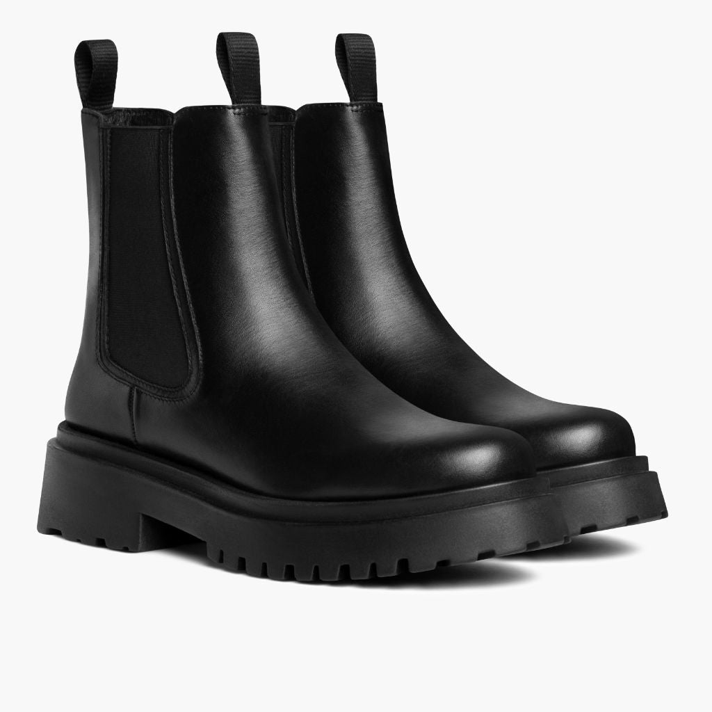 Black Full-Grain leather Boots - 固特异沿条缝制工艺与鞋头细节
