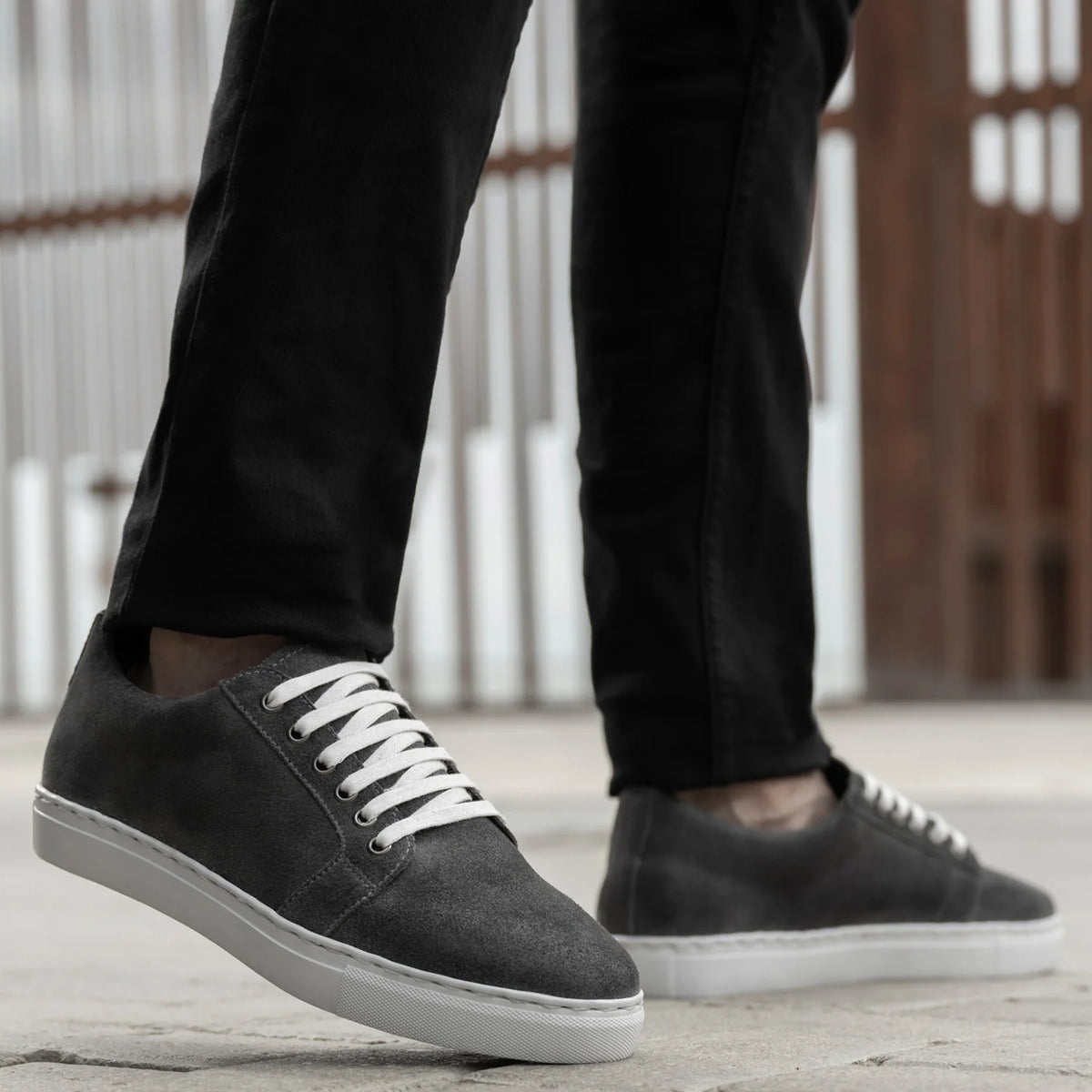 Orlaven Murphy Low Top Grey Suede 真皮休闲板鞋运动鞋 男士 footwear image 10