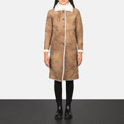 Women's Alina Shearling 棕色 真皮大衣 女士 - Lateral Side Profile View Showing Sleeve Cut &amp; Athletic Taper Fit