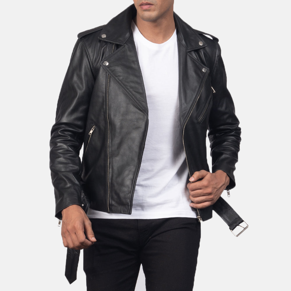 
细节特写 of Notch & Zipper & Waist belt Hardware on Allaric Alley Black Leather Biker Jacket
