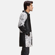 
Black & White Sheepskin Dip &Amp; Dye Leather Coat - 展现肩线贴合与利落下摆的背部视角