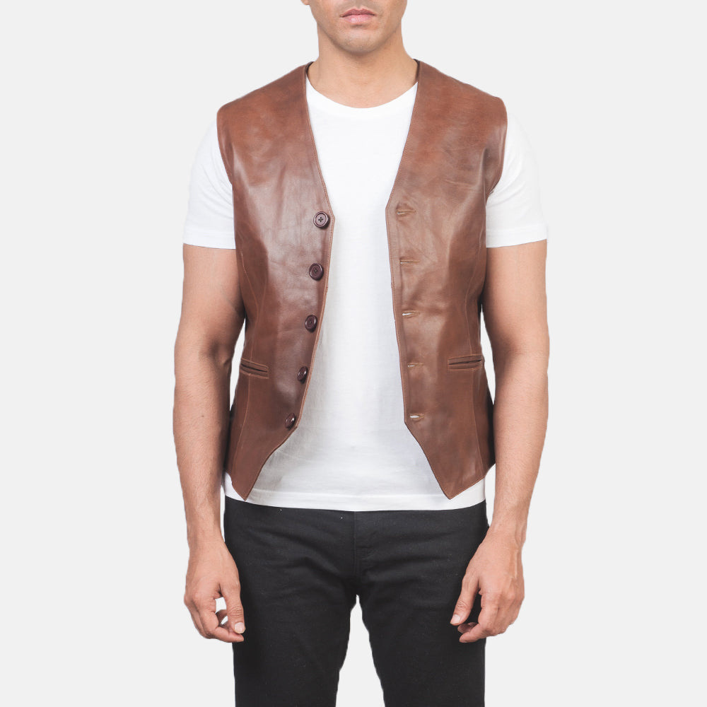 Men's Auden 棕色 真皮马甲 男士 in Brown Cowhide Leather - Front Profile View &amp; Tailored Silhouette | Buy Online