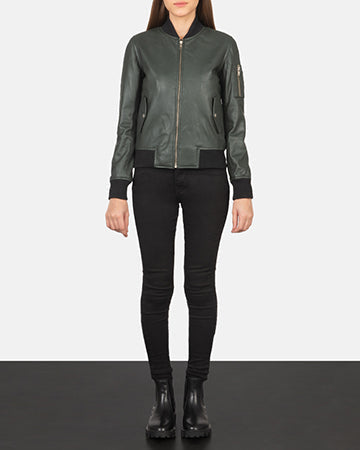 
Ava Ma-1 Green Leather Bomber Jacket - 展现立体袖型与合身版型的侧身视角