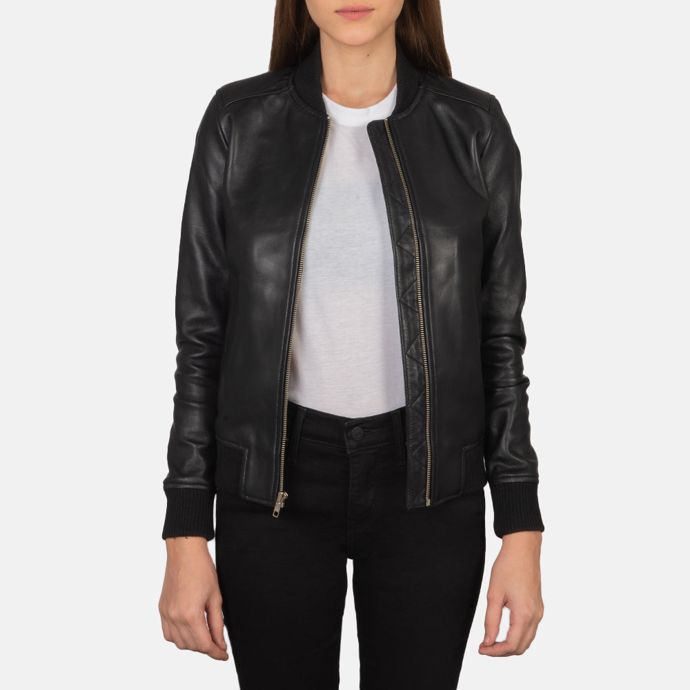 Women's Bliss 黑色 真皮飞行员夹克 女士 in Black Sheepskin Leather - Front Profile View &amp; Tailored Silhouette | Buy Online