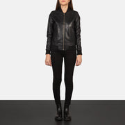 Women's Bliss 黑色 真皮飞行员夹克 女士 - Lateral Side Profile View Showing Sleeve Cut &amp; Athletic Taper Fit