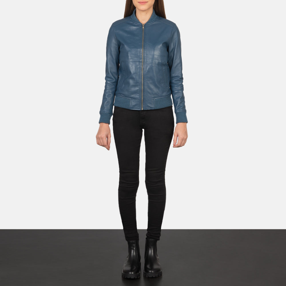 Women's Bliss Blue 真皮飞行员夹克 女士 - Lateral Side Profile View Showing Sleeve Cut &amp; Athletic Taper Fit