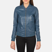 Close-Up Detail of Varsity - Rib Knit &amp; Zipper with Wind Flap Hardware on Women's Bliss Blue 真皮飞行员夹克 女士