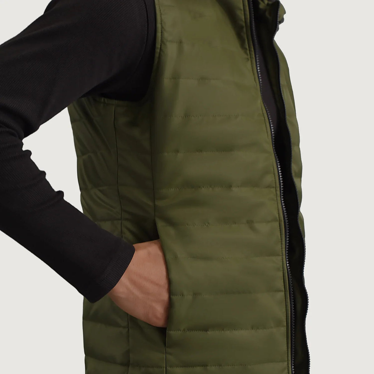 
内衬展示 Showing Quilted Viscose Lining & 内部双侧实用暗袋