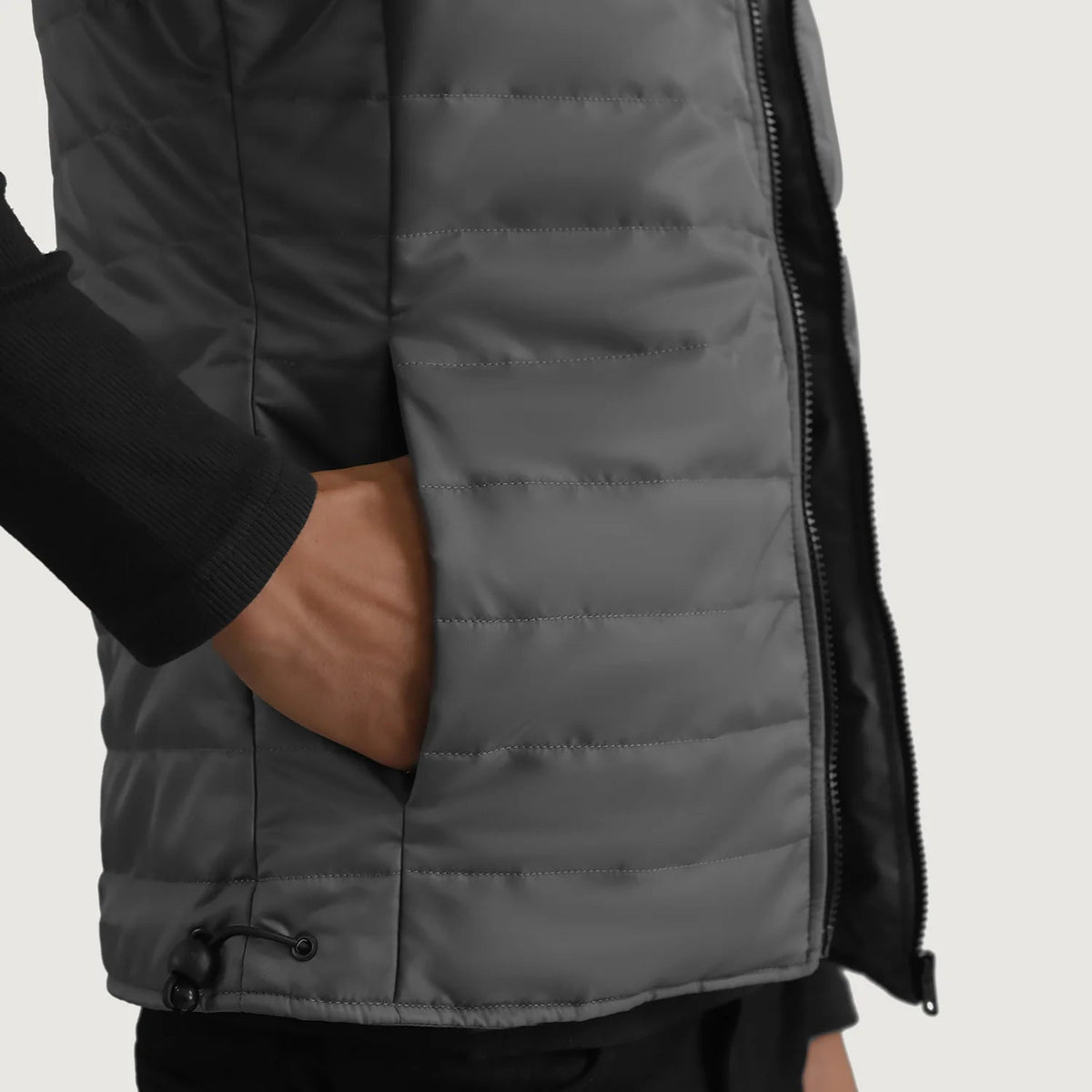 
内衬展示 Showing Quilted Viscose Lining & 内部双侧实用暗袋