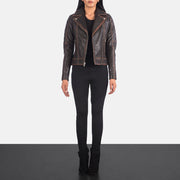 
Carolyn Quilted Vintage Brown Biker Jacket - 展现立体袖型与合身版型的侧身视角