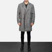 
Claud Grey Wool Double Breasted Coat - 展现立体袖型与合身版型的侧身视角