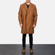 
Claud Khaki Wool Double Breasted Coat - 展现立体袖型与合身版型的侧身视角