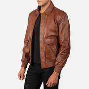 
模特上身效果： Coffmen Brown Suede A2 Bomber Jacket 模特试穿展示（自然光垂坠质感）