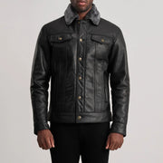 Close-Up Detail of Classic Collar &amp; Button Hardware on Dallis 黑色 Leather Shearling Trucker 真皮夹克 男士
