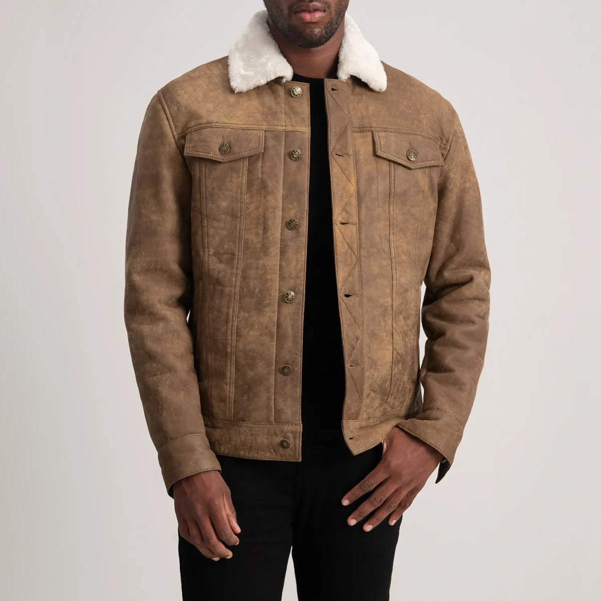 
Dallis Snuffed Brown Shearling Trucker Jacket in Distressed Brown Sheepskin Snuffed - 正面版型与定制立体剪裁轮廓 | 官方商城选购