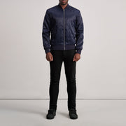 Close-Up Detail of Varsity &amp; Zipper Hardware on Danson Quilted Blue Varsity 真皮夹克 男士