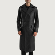 
细节特写 of Notch & Button Hardware on Delmar Black Leather Double Breasted Coat