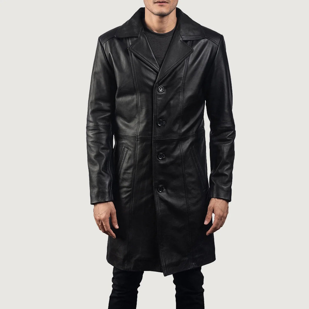 Men's Don Long 黑色 真皮大衣 男士 - Lateral Side Profile View Showing Sleeve Cut &amp; Athletic Taper Fit
