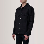 Eddie 黑色 Oversized Denim Trucker 真皮夹克 男士 For Men - Lateral Side Profile View Showing Sleeve Cut &amp; Athletic Taper Fit