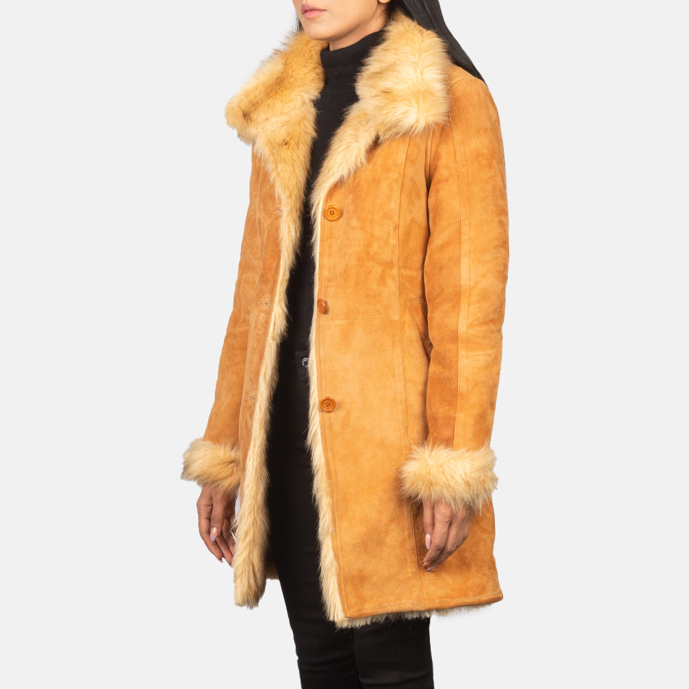 
Distressed Beige Goatskin Suede Leather Coat - 展现肩线贴合与利落下摆的背部视角