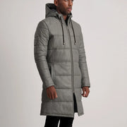 
模特上身效果： Floyd Tan Hooded Leather Puffer Coat 模特试穿展示（自然光垂坠质感）