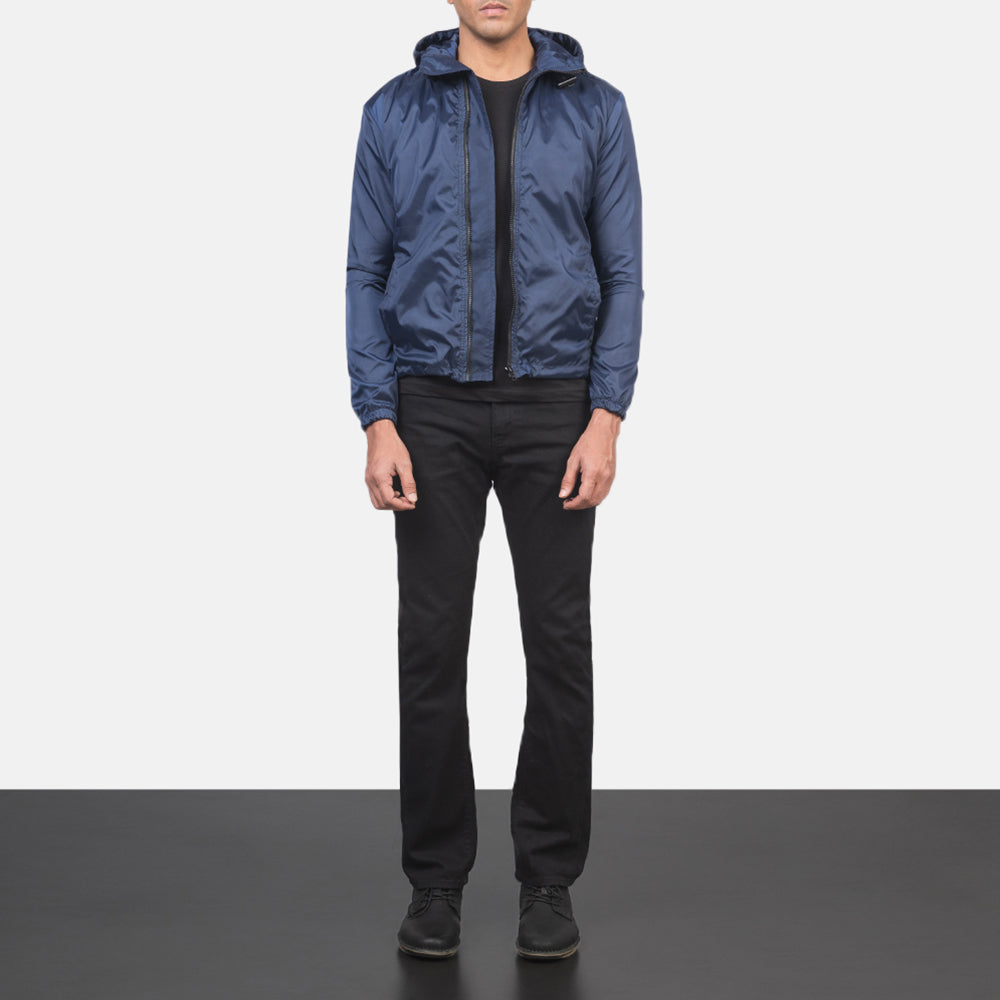
Jimmy 深海蓝 Hooded Windbreaker 真皮夹克 男士 - 展现立体袖型与合身版型的侧身视角