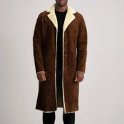 
Kolby Brown Suede Shearling Long Coat in Brown Goatskin Suede - 正面版型与定制立体剪裁轮廓 | 官方商城选购