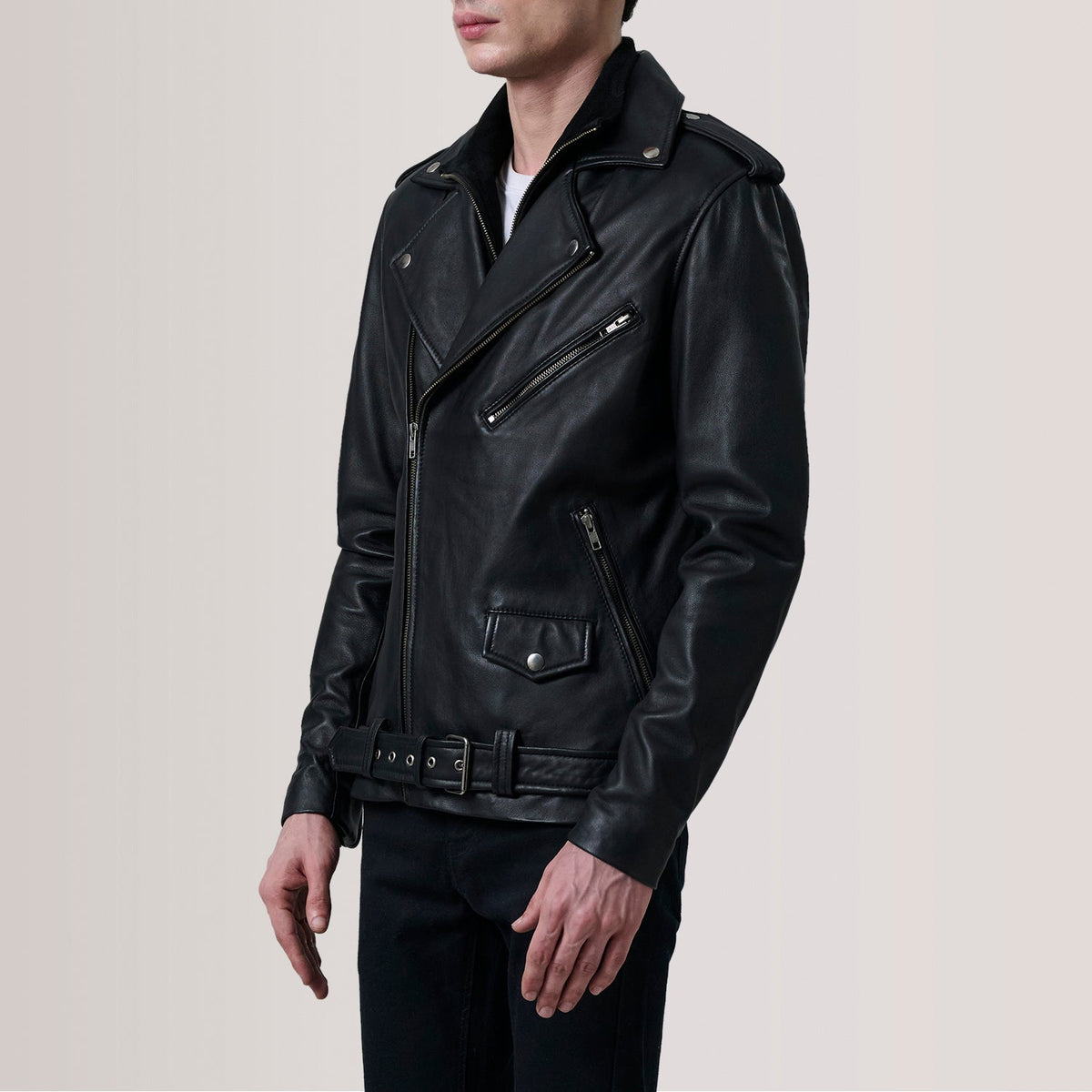 Kole 黑色 Leather Double Rider 真皮夹克 男士 For Men - Lateral Side Profile View Showing Sleeve Cut &amp; Athletic Taper Fit