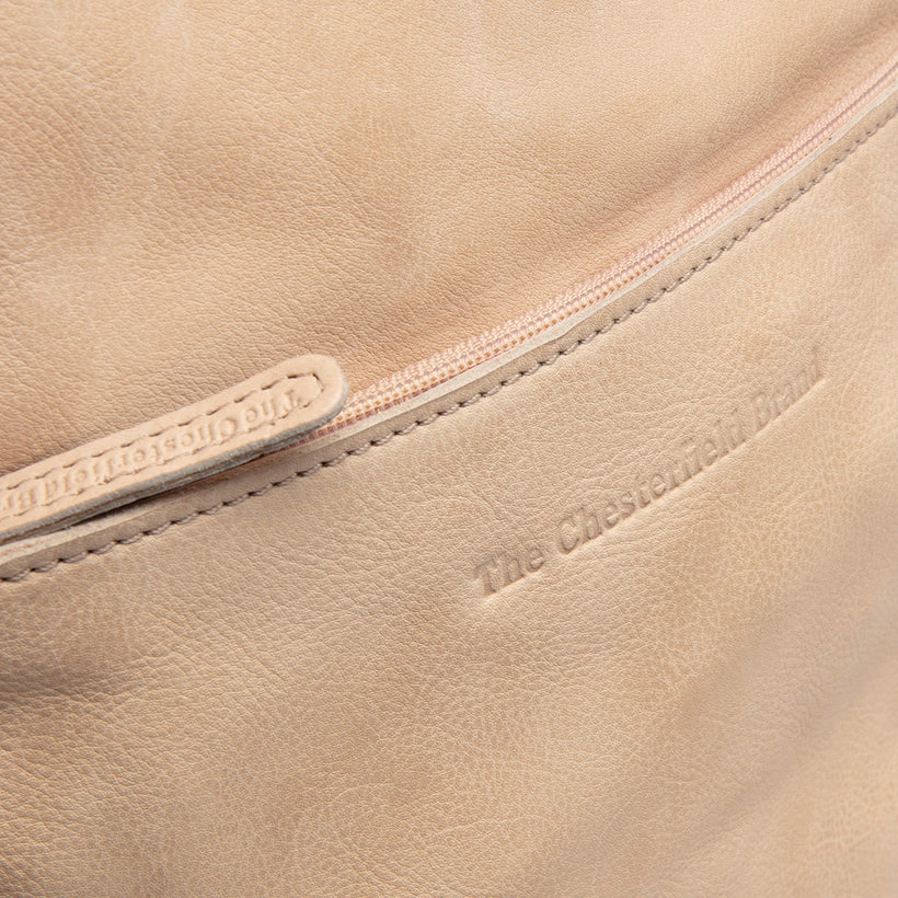 Bern Full-Grain Leather Backpack 女士