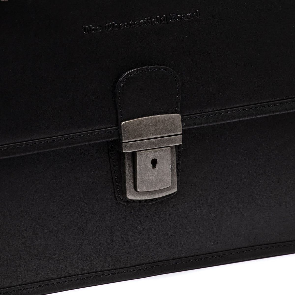 Classic 100% Full-Grain leather Briefcase - 展现加固真皮背带与承重走线的背部视角